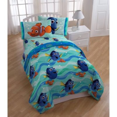 Walmart – Disney Finding Dory Bed in a Bag 5 Piece Twin Bedding Set with BONUS Tote Only $23.50 (Reg $39.98) + Free Store Pickup