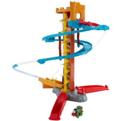 Walmart -Thomas & Friends Minis Twist-n-Turn Stunt Set Only $12.83 (Reg $17.78) + Free Store Pickup