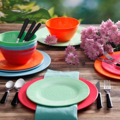 Walmart – Gibson Home Brela 12-Piece Melamine Dinnerware Set Only $19.97 (Reg $26.93) + Free Store Pickup