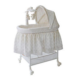 Sears – Delta Children Gliding Bassinet Only $69.99 (Reg $99.99) + Free Store Pickup