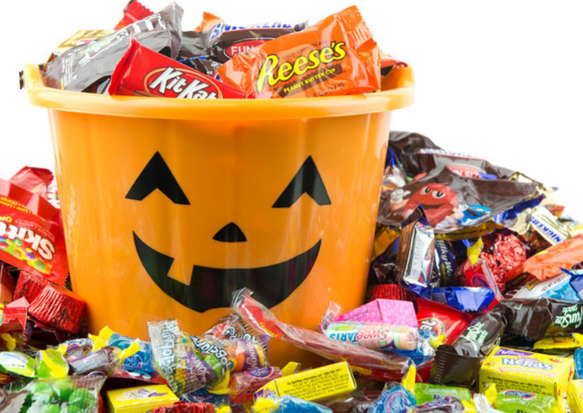 Amazon – Halloween Candy Up To 30% Off Mars, Nestle, Brach’s and More! (Today Only!)