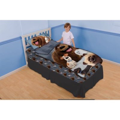 Walmart – Secret Life of Pets ‘Barking Buddies’ Zip It Bedding Set with Pillowcase Only $14.95 (Reg $29.88) + Free Store Pickup