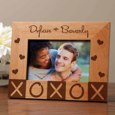 Walmart – Personalized The Happy Couple Picture Frame Only $20.00 (Reg $27.68) + Free Store Pickup