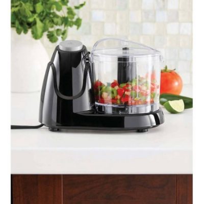 Walmart – Mainstays 1.5 Cup Food Chopper, Black, FPMEMC3002 BLK Only (Reg $9.88) (Reg $20.00) + Free Store Pickup