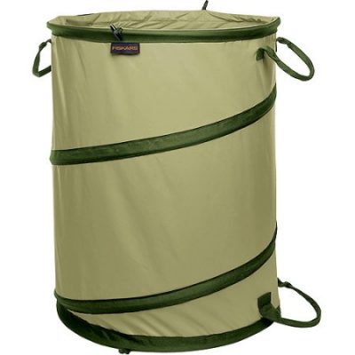 Walmart – Fiskars 30-Gallon Kangaroo Garden Bag Only $16.99 (Reg $22.86) + Free Store Pickup