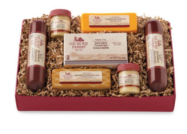 Enter The Hickory Farms Simply Savory Deluxe Gift Crate Giveaway.  Drawing August 17th