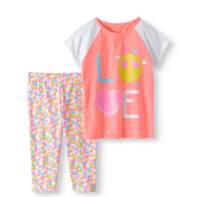 Walmart – Wonder Nation Little Girls’ 4-8 Raglan Graphic T-shirt and Capri Legging 2-Piece Outfit Set Only $3.00 (Reg $8.74) + Free Store Pickup