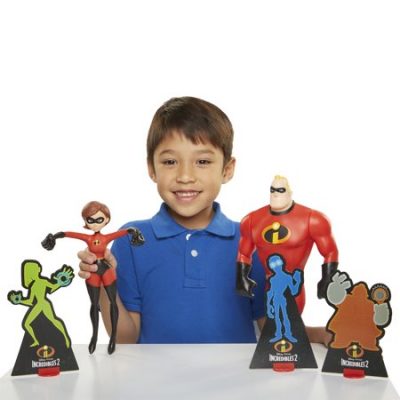 Walmart – Incredibles 2 Power Couple Mr. Incredible and Elastigirl 12″ Action Figures with Slingshot Feature Only $8.97 (Reg $24.99) + Free Store Pickup