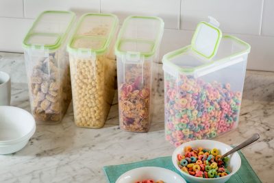 Walmart – Snapware Airtight Food Storage 15.3 Cup Rectangular Slim Container with Fliptop Lid Only $15.41 (Reg $29.00) + Free Store Pickup