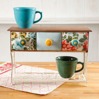 Walmart – The Pioneer Woman Flea Market Mug Rack with 2 Mugs Only $22.88 (Reg $39.96) + Free Store Pickup