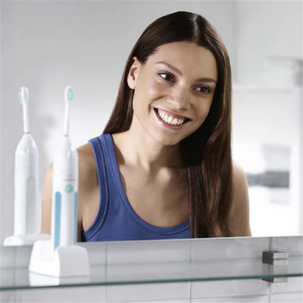 Kohl’s Cardholders – Philips Sonicare Essence Rechargeable Toothbrush Only $13.99 + Free Shipping!