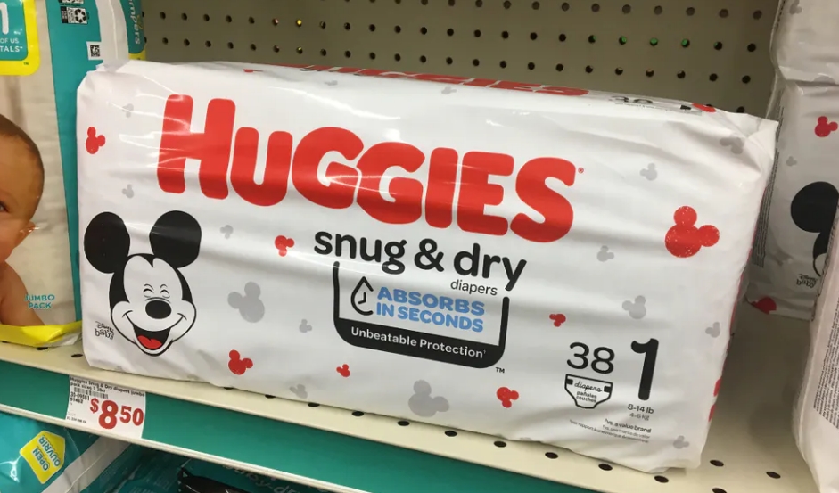 Huggies Snug & Dry Diapers Jumbo Pack Only $5.50 (Reg. $8.50) At Family Dollar Store!